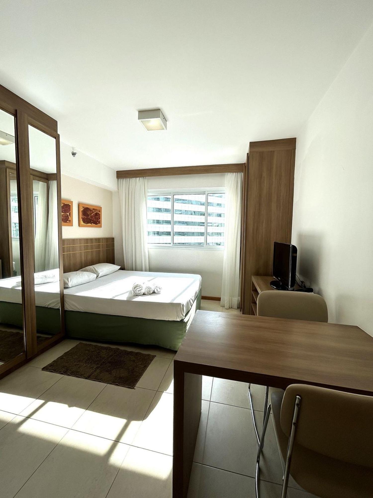 Sm1214 Flat Com Excelente Localizacao Em Regiao Central Brasília Exterior photo
